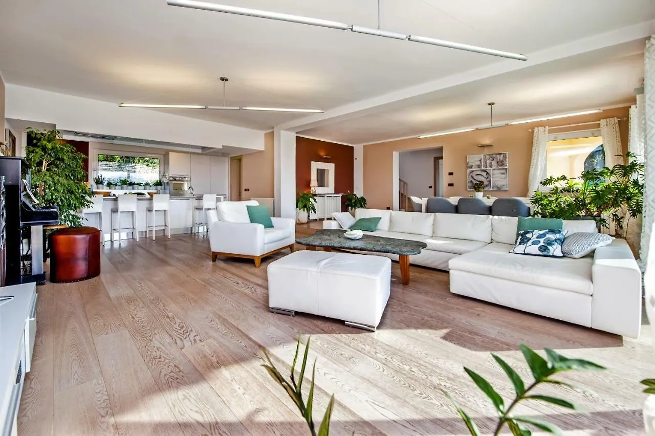 Villa Montericco Ρόβινι